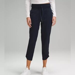 Lululemon dance studio crop 8 black